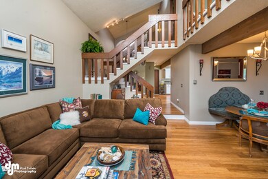 Living Room_7621-FULL