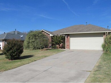 617 Bent Tree Rd, Noble, OK 73068 - photo 2
