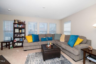 6-web-or-mls-9828 Layla Ave-2 copy
