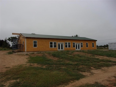 37950 W Macarthur St, Shawnee, OK 74804 - photo 3