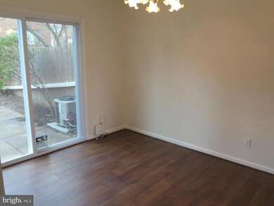 8439 Penshurst Dr unit 602, Springfield, VA 22152 - photo 7