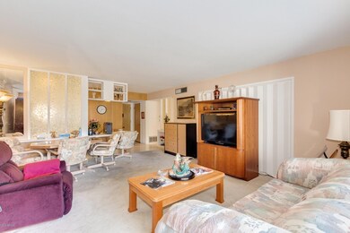 0010-Fairway Court 11