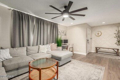 4410 S Grandview Ave, Tempe, AZ 85282 - photo 5