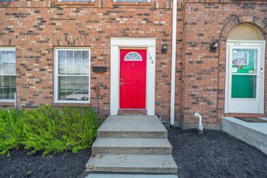 106 Tarryton Ct E unit 8C, Columbus, OH 43228 - photo 2