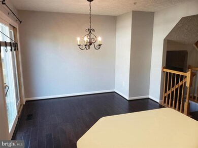 2715 Hickory Knoll Ct, Odenton, MD 21113 - photo 6