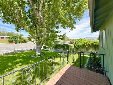 603 Camelot front porch