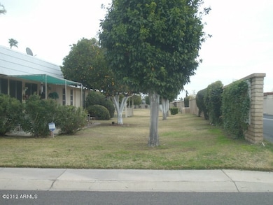 10825 W Cameo Dr, Sun City, AZ 85351 - photo 3