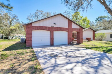 4010 Treetop Cir Spring Hill-large-002-9
