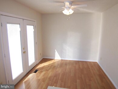 907 Olive Branch Ct, Edgewood, MD 21040 - photo 6