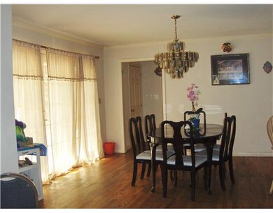 1504 W Oak St, Rogers, AR 72758 - photo 4