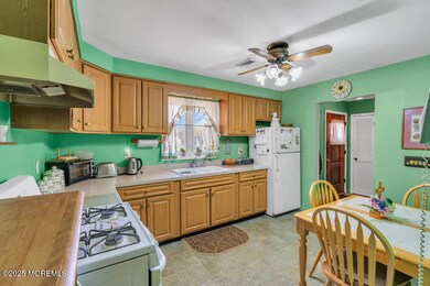 892 Palmer Ave, Middletown, NJ 07748 - photo 7