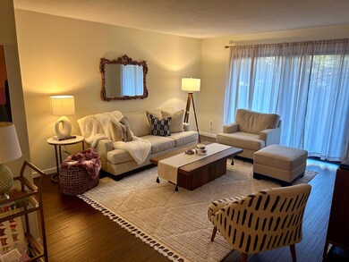 The Heatherton unit 112, Edina, MN 55435 - photo 6