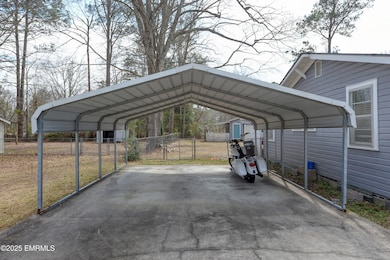 140 E Napp St-1