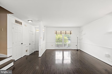 12329 Manchester Way, Woodbridge, VA 22192 - photo 3