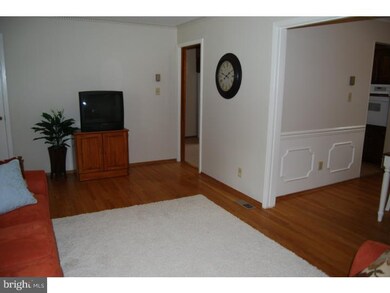 620 Vincent St, Spring City, PA 19475 - photo 5