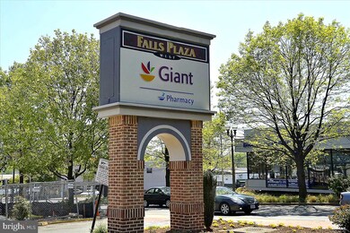 2339 Highland Ave, Falls Church, VA 22046 - photo 5