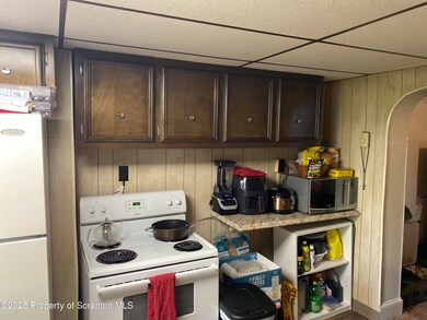 1344 Sanderson Ave unit First Floor, Scranton, PA 18509 - photo 5