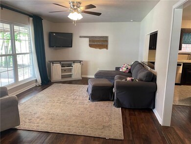 4052 NW 60th St, Oklahoma City, OK 73112 - photo 7