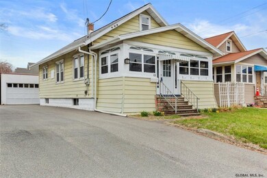 13 Osborne Rd, Albany, NY 12205 - photo 3