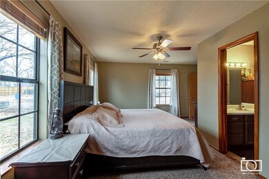 11069 Pumpkin Hill Dr, Bentonville, AR 72712 - photo 5