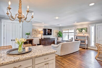 1819 Chippendale Rd, Houston, TX 77018 - photo 7