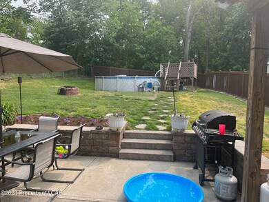 541 Broad St, Pittston, PA 18640 - photo 4