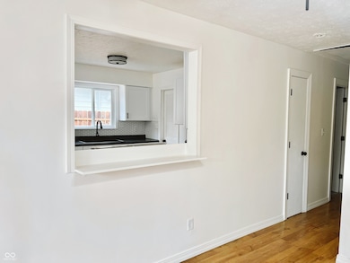 3742 S Walcott St, Indianapolis, IN 46227 - photo 5