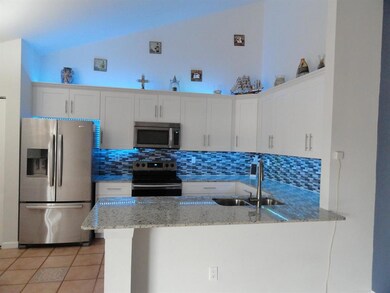 1080 Summit Trail Cir unit B, West Palm Beach, FL 33415 - photo 6