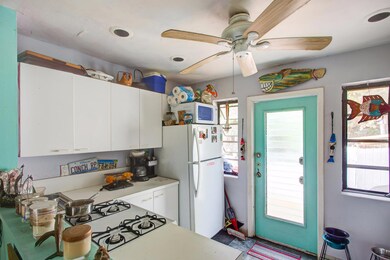 1208 Flagler Ave Key West FL-large-004-3