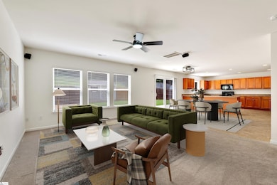 161 Stonewood Crossing Dr, Boiling Springs, SC 29316 - photo 4