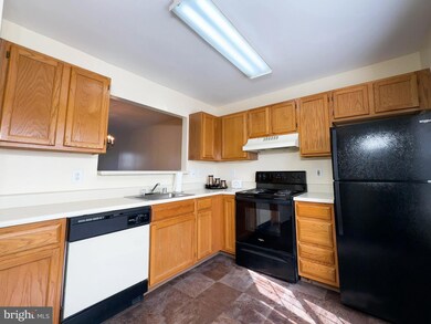 2846 Lindesfarn Terrace, Fort Washington, MD 20744 - photo 6