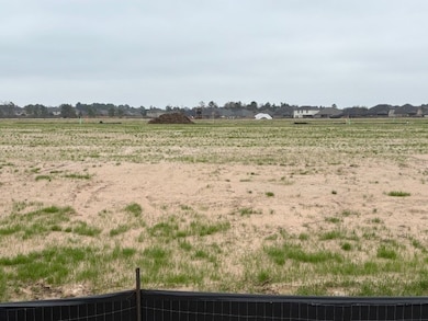 985 Douglas Cir, Nome, TX 77629 - photo 3