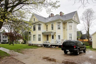 223 n kalamazoo-103