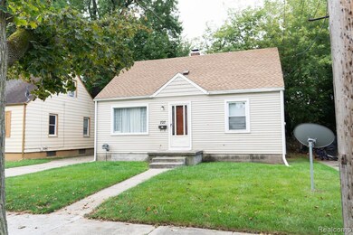727 Waldman Ave, Flint, MI 48507 - photo 7