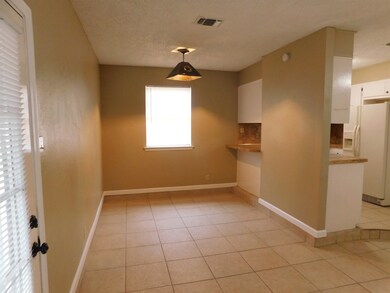 110 Danielle Dr, Del Rio, TX 78840 - photo 5