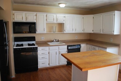 151 Buffinton St unit 3, Fall River, MA 02721 - photo 2