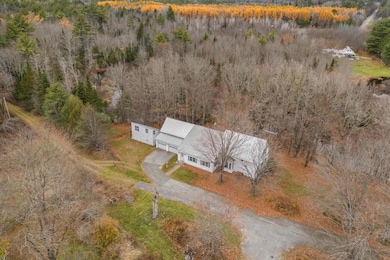 7 Bowzer Ln, Skowhegan, ME 04976 - photo 4