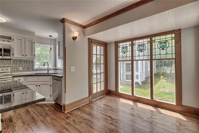 Breakfast Room