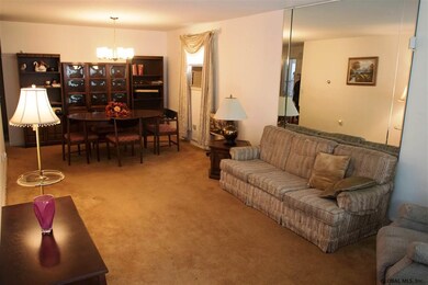 526 Warren St, Albany, NY 12208 - photo 2