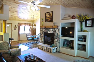 2346 Buffalo Loop S