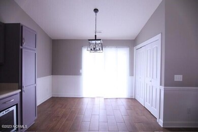 2532 Saddleback Dr unit B, Winterville, NC 28590 - photo 5