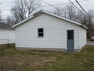 231 Mcshane St, Columbus, IN 47201 - photo 7