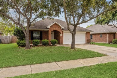 4204 Cleburne Dr, Pearland, TX 77584 - photo 2