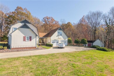 2575 Tot Hill Farm Rd, Asheboro, NC 27205 - photo 3