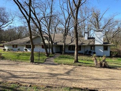 377 College Creek Dr, Denison, TX 75020 - photo 2