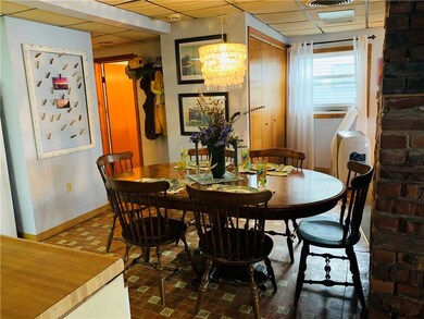 3647 Lake Front Dr, Erie, PA 16505 - photo 4