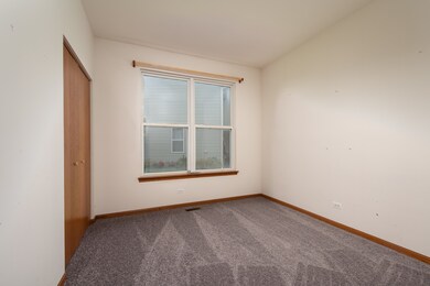 3033 Solitude Ln, Aurora, IL 60502 - photo 6