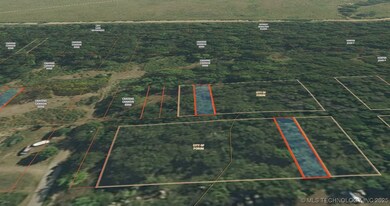 1976 Apache St, Porum, OK 74455 - photo 5