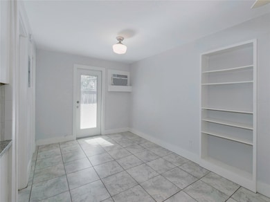 2808 Clinton St S unit E, Gulfport, FL 33707 - photo 7