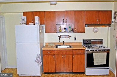 3452 Mcshane Way, Dundalk, MD 21222 - photo 4